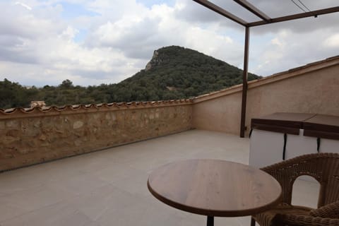 Balcony/Terrace, Mountain view