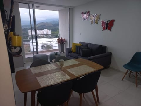 Balcony/Terrace, Living room, Dining area, Mountain view