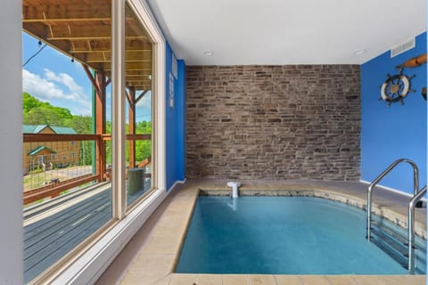 Heavenly Bliss By Ghosal Luxury Lodging Chalet in Sevierville