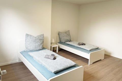 cozy 2-room Apartment Condominio in Brühl
