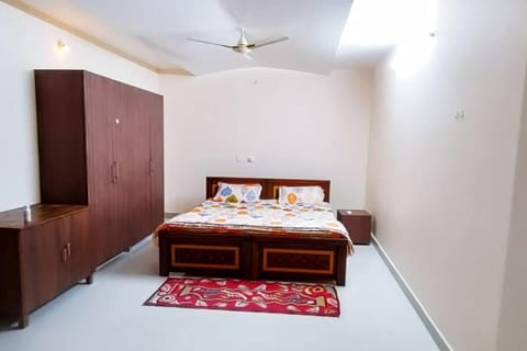 Luxurious 5 BHK Duplex in Kukatpally Apartment in Hyderabad