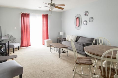 King Bed, TV's in Every Bedroom, Bring Your Pets! KMS1309 Casa in Manhattan