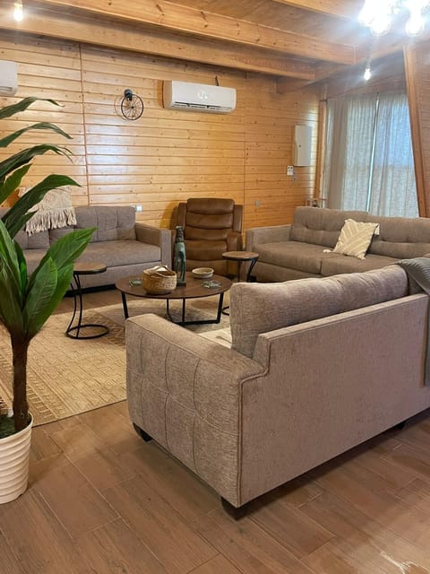 اكواخ امون الريفية Chalet in Jeddah