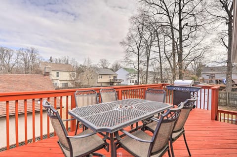 Baltimore Area Vacation Rental with Deck! House in Anne Arundel County