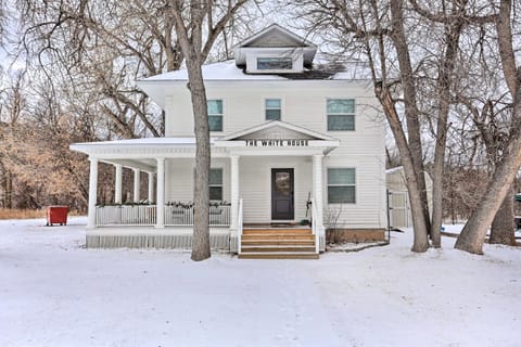 Black Hills Getaway! Next to Spearfish Canyon House in Spearfish
