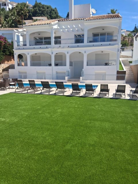Patio, Garden, Garden view