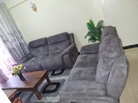 Lux Suites Forever Apartments Kilimani Condo in Nairobi