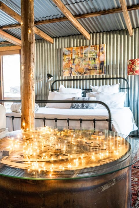 The Shearing Shed - Boutique Farm Stay Casa in Cowra