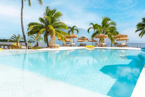 Day, Pool view, Swimming pool, sunbed