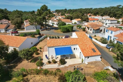 Neighbourhood, Bird's eye view