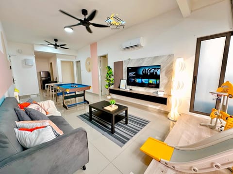 SeaView PoolView CityView BaliResidence Video game 5minJonker Apartment in Malacca