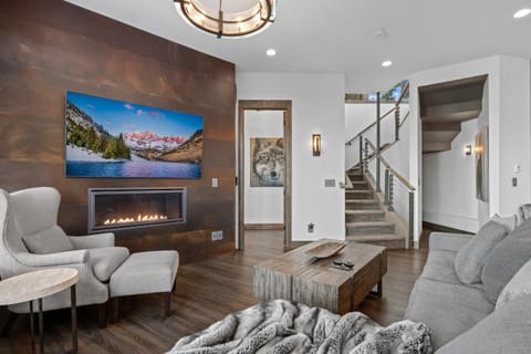 Skyes Peak - Beautiful NEW home with breathtaking views of the Mountains House in Estes Park