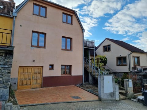 Property building, Facade/entrance, Street view