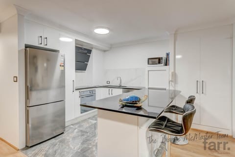 Bayview Bay Apartment and Marina Apartment in South Stradbroke