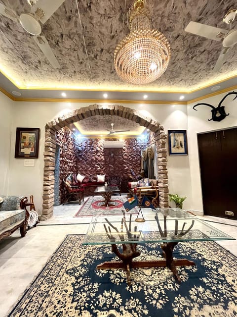 Colonel's Abode Vacation rental in Agra