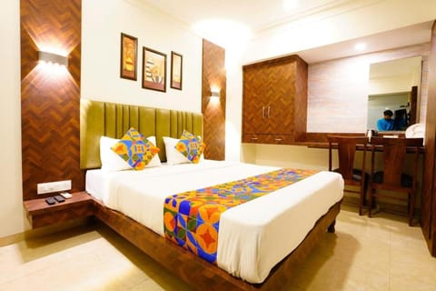 Hotel Diamora Residency Hotel in Thane