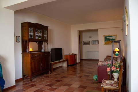 A Nespulara Bed and Breakfast in Messina