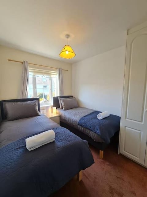 2 Cosy Bedrooms in a 3 Bed Home Casa vacanze in Dublin