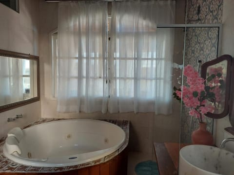 Bathroom, Bath