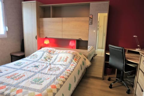 Appartement VUE MER avec terrasse et WIFI à PERROS-GUIREC - Réf 828 Condo in Louannec