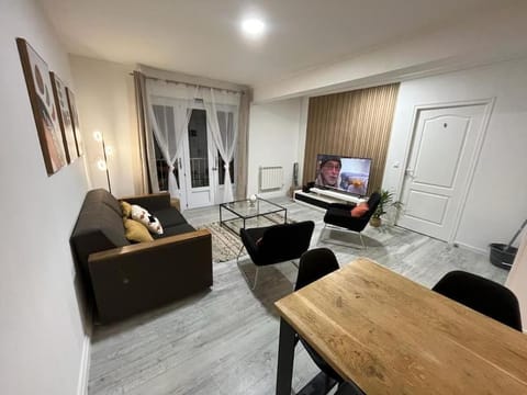 LeRelaisdOdile - Grand T4 Spacieux & Lumineux Apartment in Cambrai