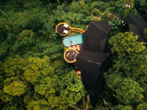 3 Bdr - Luxury Cliffside Bamboo Villa Villa in Sidemen
