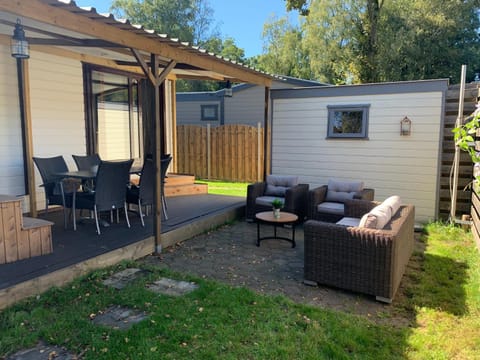 Hottub Forest chalet op de Veluwe! Chalet in Putten