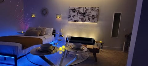 Exclusive Suites in MDR-Venice with Pool, GYM & HotTub Condominio in Marina del Rey