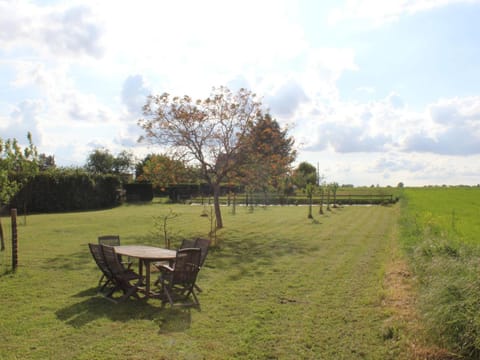 Gîte charmant avec piscine chauffée, proche d'Amboise et des châteaux de la Loire - FR-1-381-524 House in Amboise