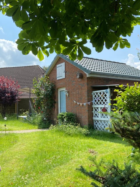 Property building, Natural landscape, Garden, Garden view