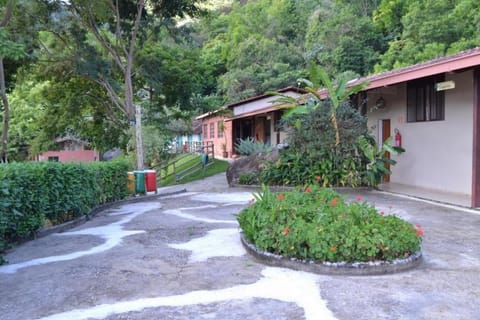 Vale Silvestre Eco Park Pousada com café da manhã (B&B) in Governador Valadares