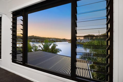 Executive, modern waterfront house House in Maroochydore