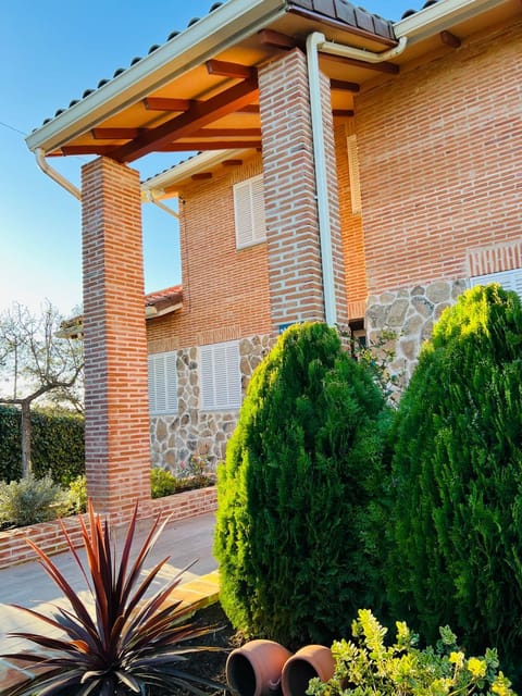 La Encina, casa tranquila con excelentes vistas House in Sierra Norte