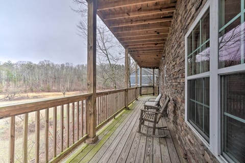 Sevierville Cabin with Lake Views and Wraparound Porch House in Douglas Lake