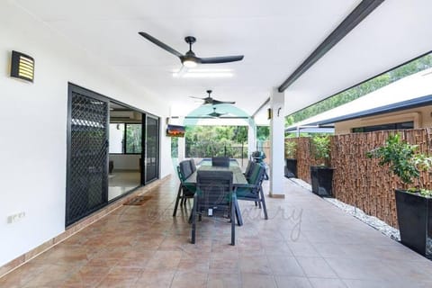 Zenhouse (Bayview) 4BR Luxury Family Home Pool/BBQ Eigentumswohnung in Darwin