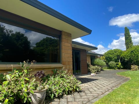 Tranquil Stream Villa Villa in Rotorua