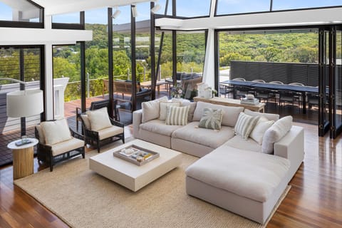 Luxury & Breathtaking Views for Families Casa in Noosa Heads