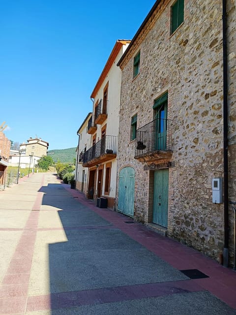 Property building, Facade/entrance, Off site, Street view