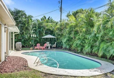 The Terrace at the Cove with heated pool Casa in Deerfield Beach