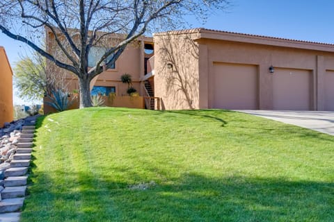 Fountain Hills Retreat with Mtn Views and Pool Access Apartment in Fountain Hills