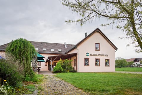 Property building, Day, Garden