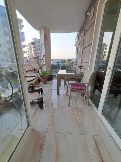 3-1квартира с бассейном в 2,5 км от моря Apartamento in Antalya