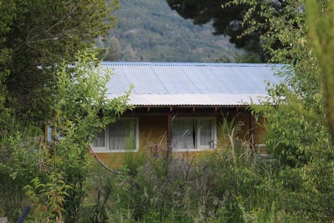 La Colorida Chalet in Lago Puelo