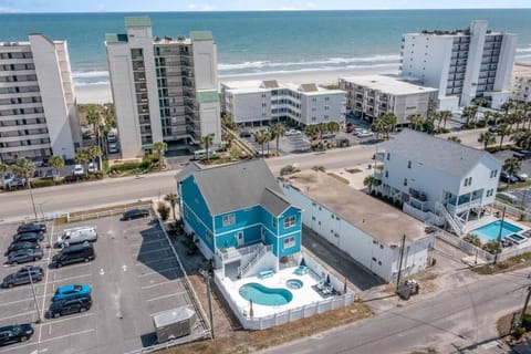 OCEAN DREAM-Luxury 2nd Row Ocean View - Pool Oasis House in North Myrtle Beach