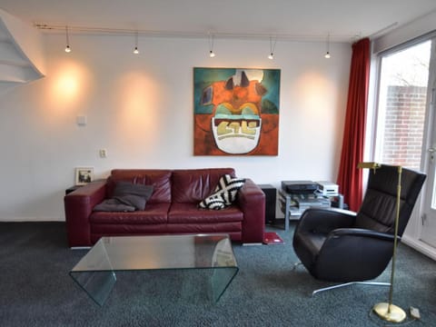 Cosy apartment in Alkmaar with balcony Apartamento in Alkmaar