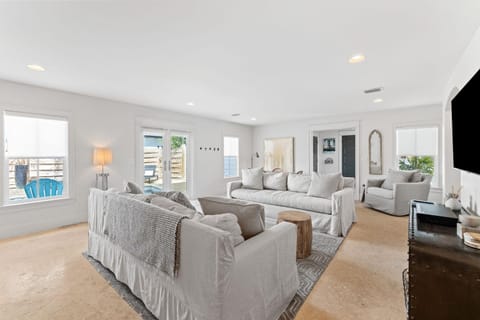 Close to Seaside Town Center, Private Pool, 6 Seat Golf Cart - Hobnob home Maison in Seagrove Beach