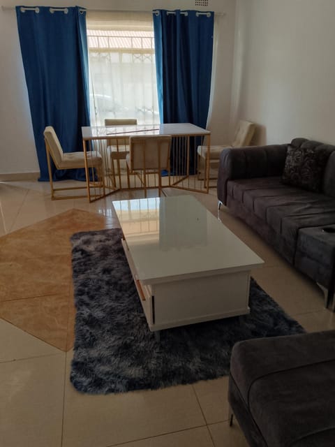 Salama House Apartment in Lusaka