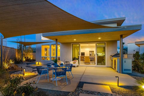 Artfully Indian Wells Maison in Indian Wells