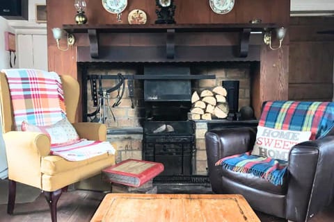 Seating area, flat iron