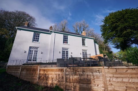 Fernhill House- Beautiful period property with 5 bedrooms and lovely views House in Laugharne